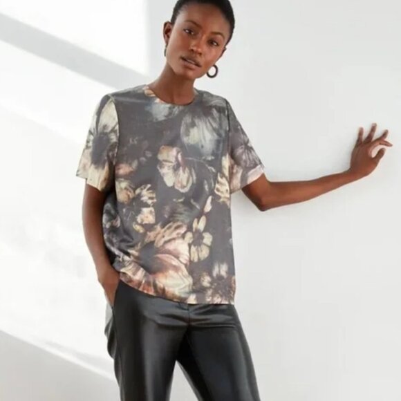 Babaton Tops - Aritzia Babaton Fraser Blouse Floral Satin